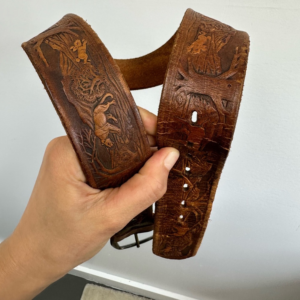 ⛔️SOLD⛔️Vintage Brown Leather Embossed Animal Woodland Theme Adjustable Belt Siz - Picture 4 of 11